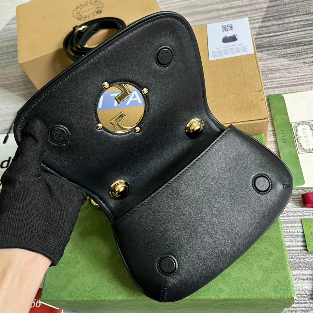 gc 724645 subaxillary bag 21cm black leather