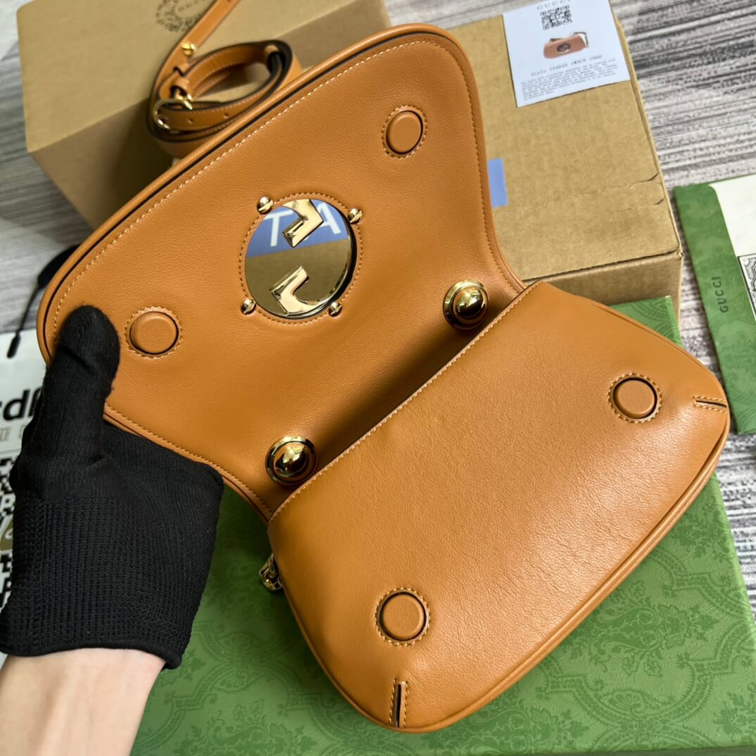 gc 724645 subaxillary bag 21cm brown leather