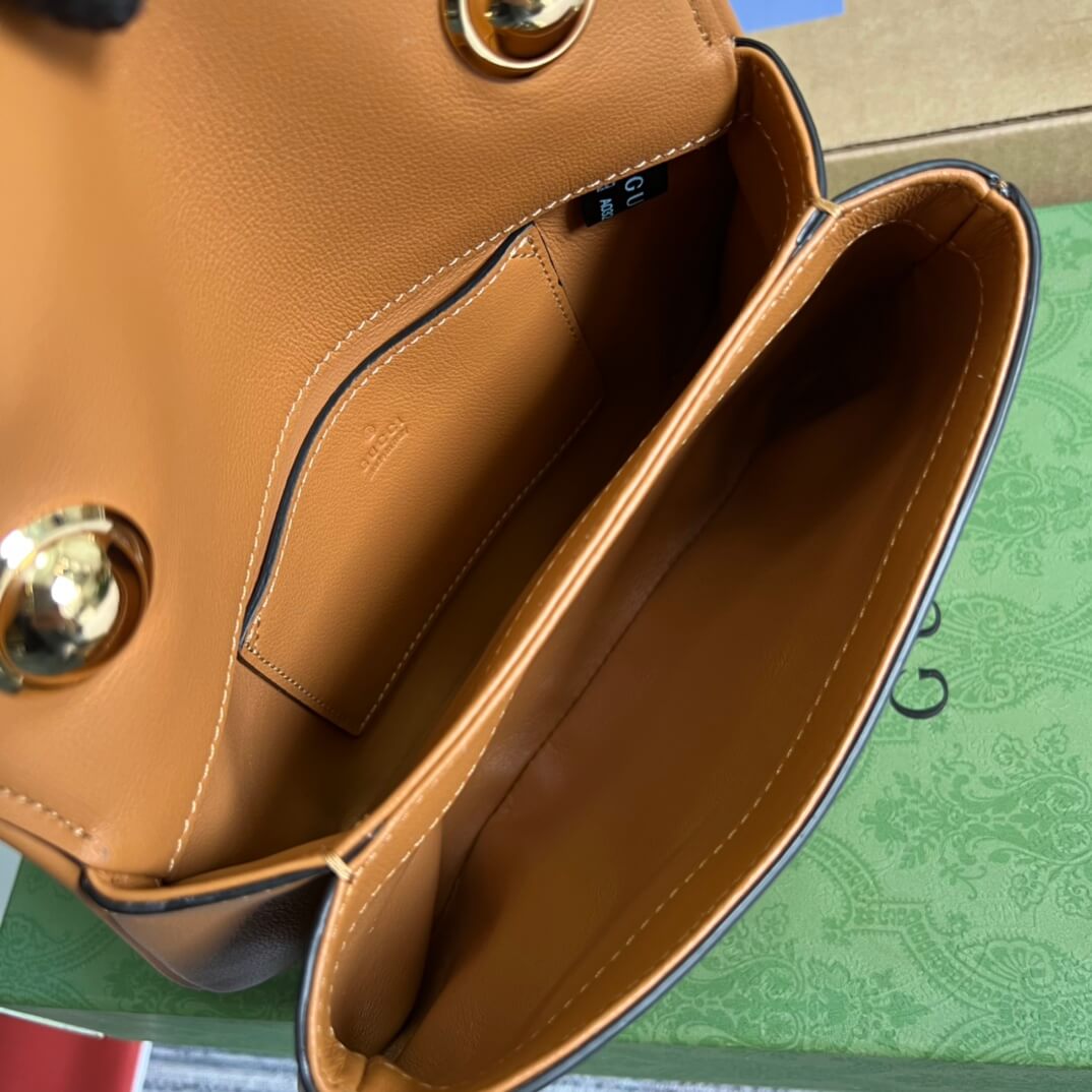 gc 724645 subaxillary bag 21cm brown leather