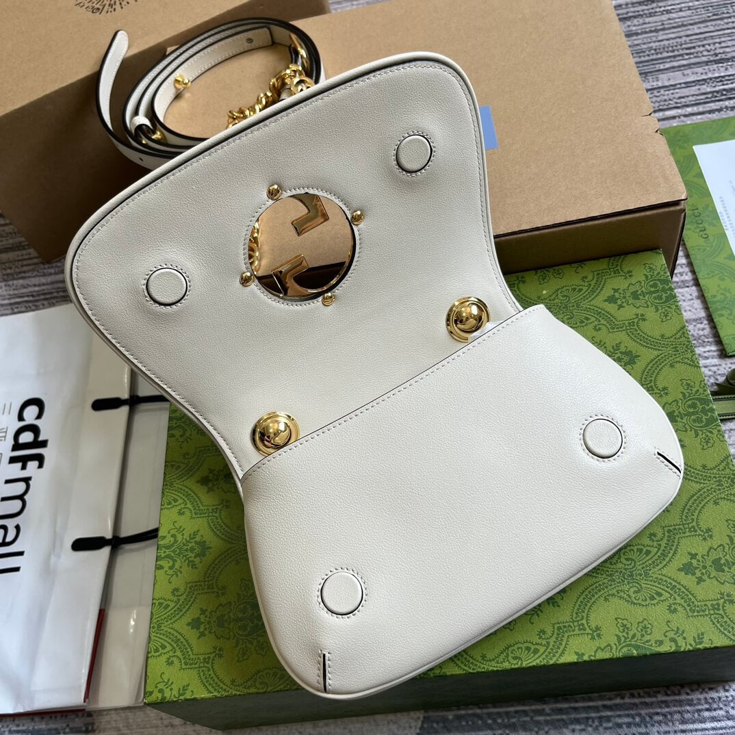 gc 724645 subaxillary bag 21cm white leather