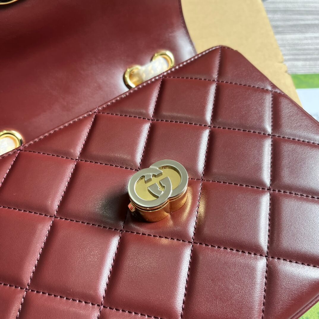 gc 740834 deco shoulder bag 25cm crimson