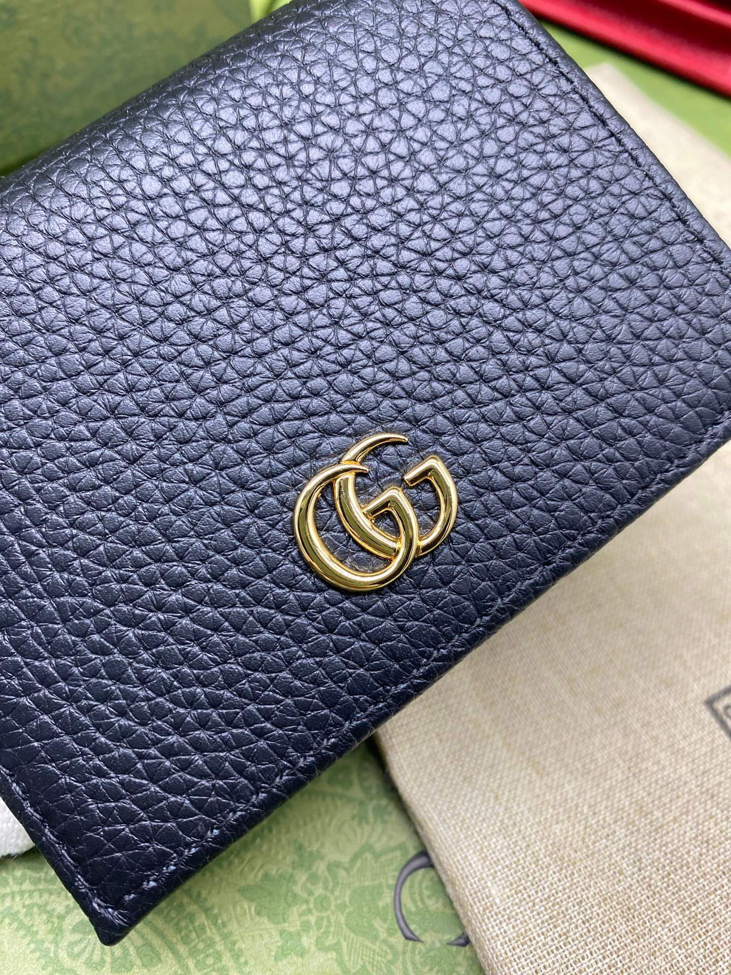 GG Pure cowhide wallet 