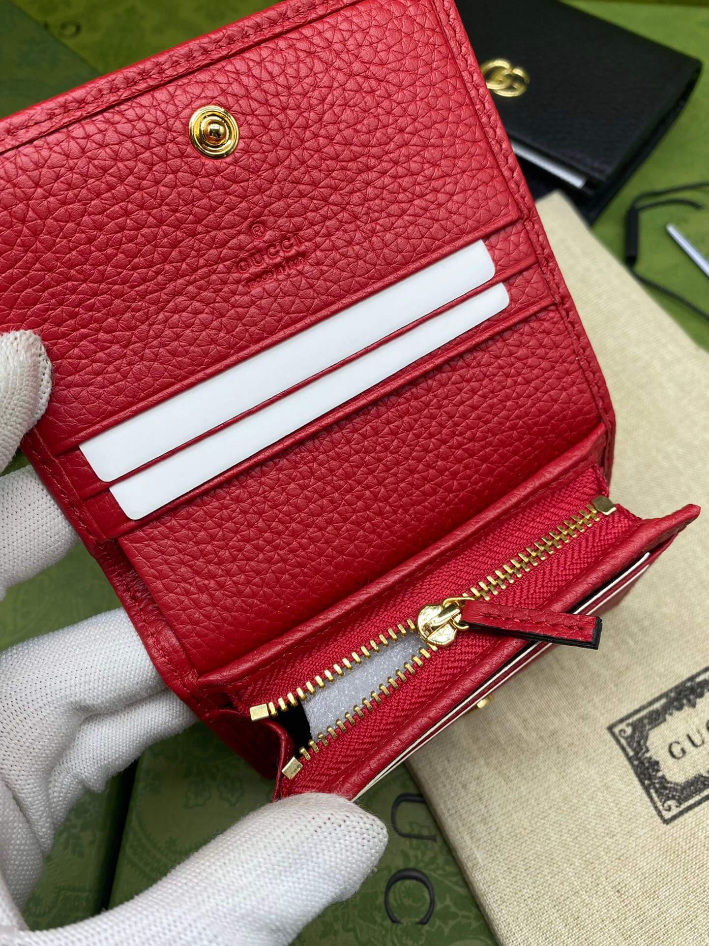 gg pure cowhide wallet red short design