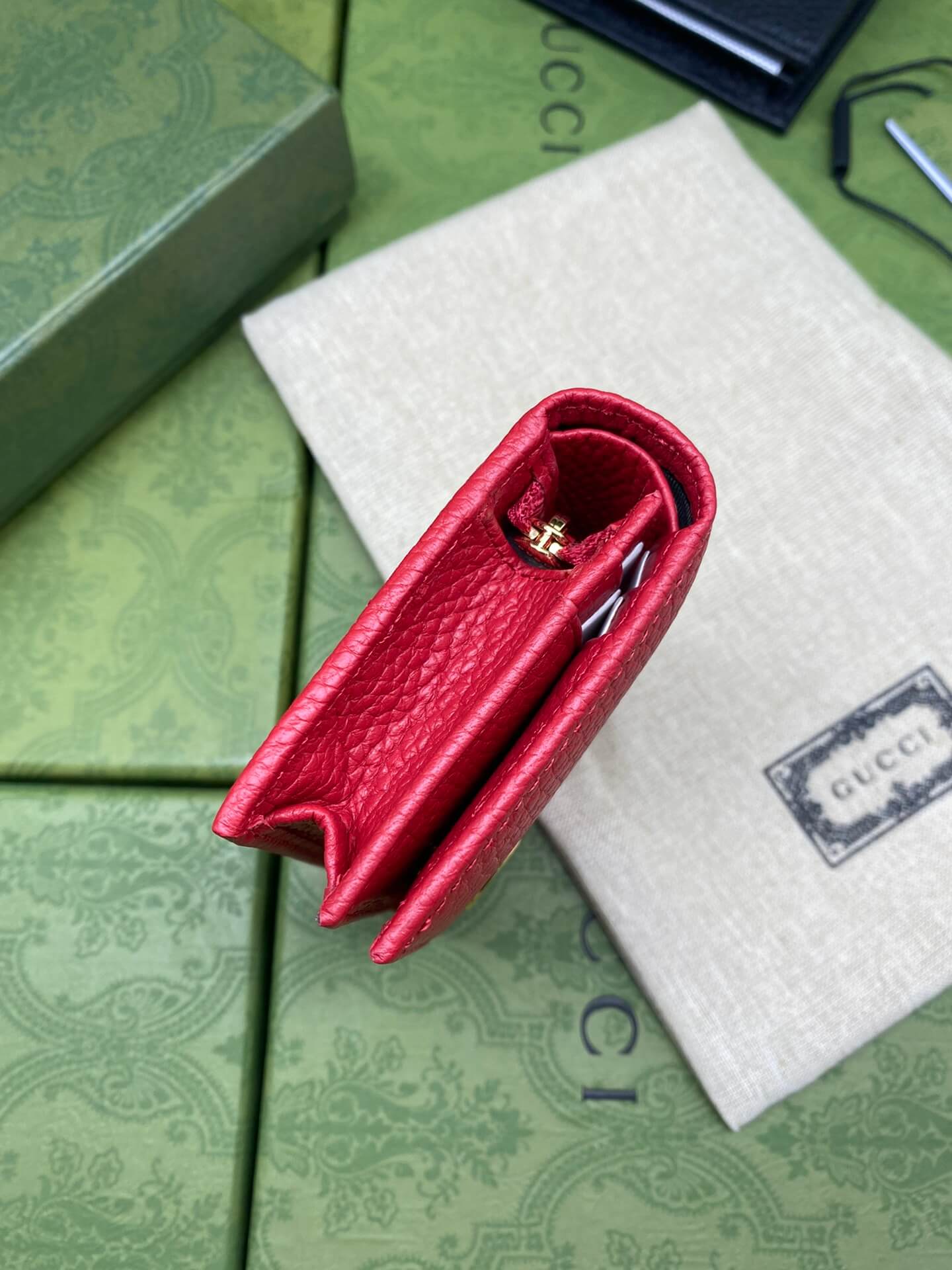 gg pure cowhide wallet red short design