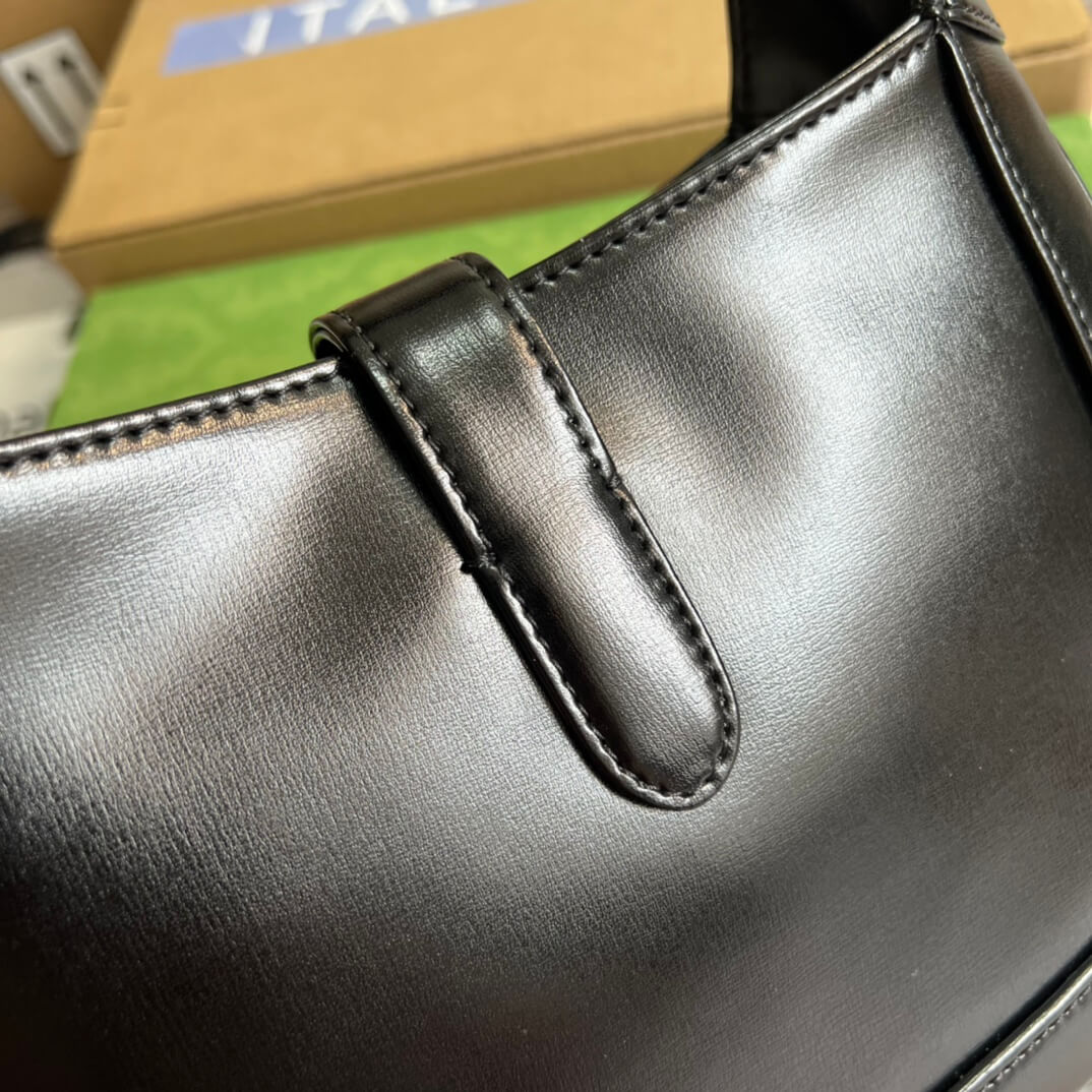 gg636709 subaxillary bag 28cm black cowhide