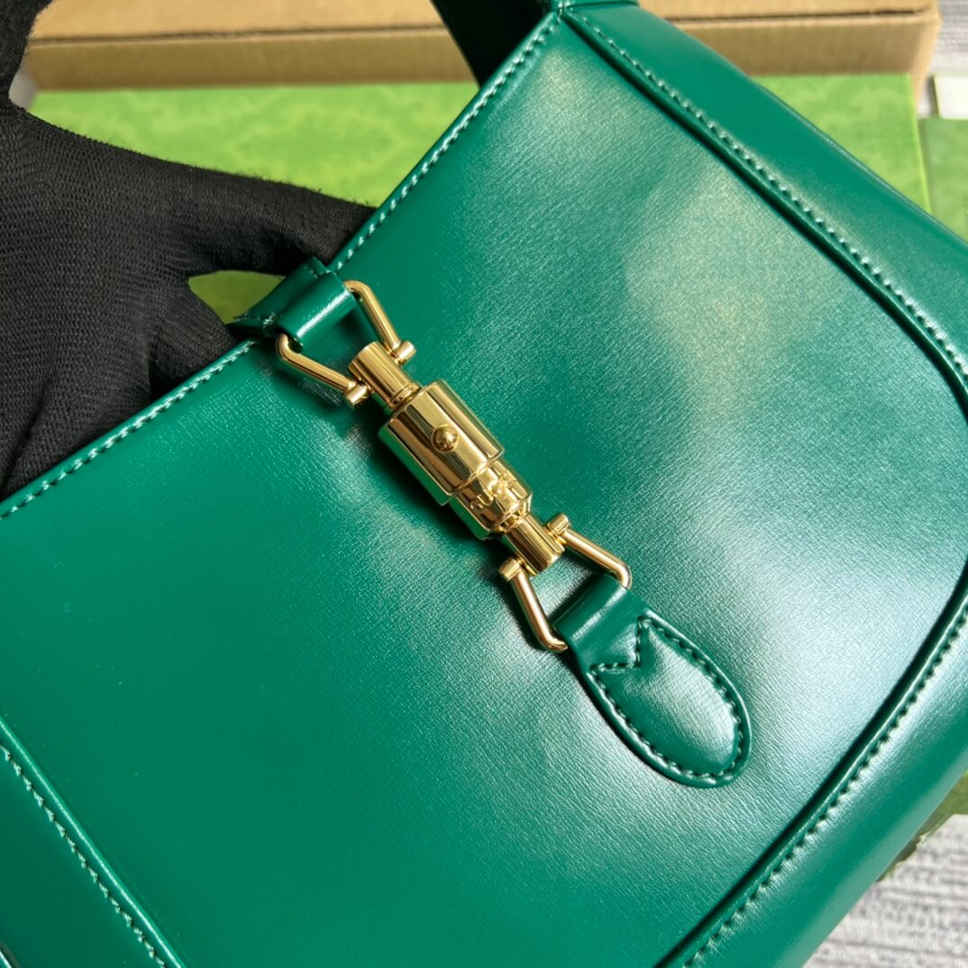 gg636709 subaxillary bag 28cm green cowhide
