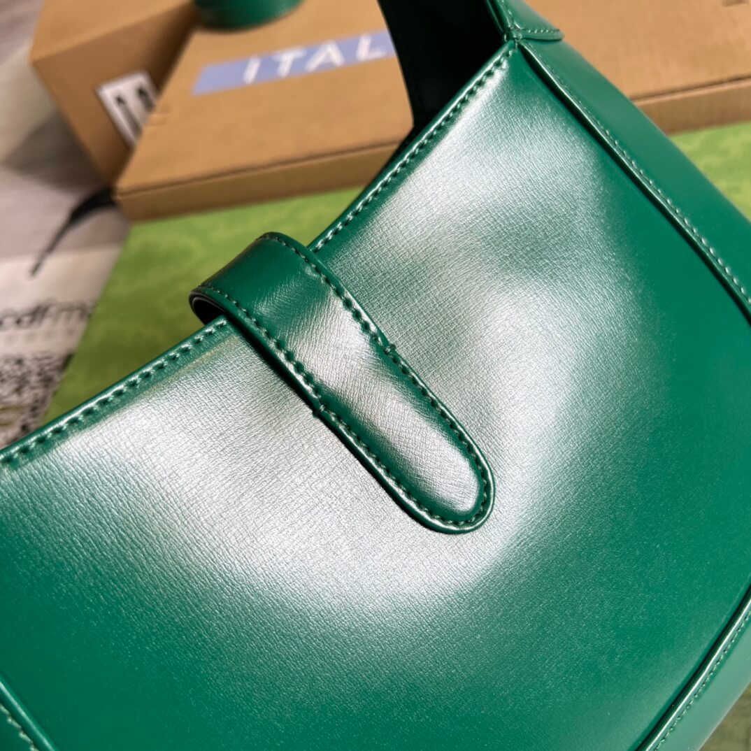 gg636709 subaxillary bag 28cm green cowhide