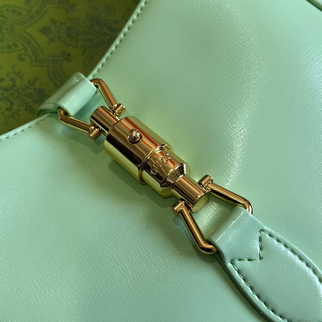 gg636709 subaxillary bag 28cm light green