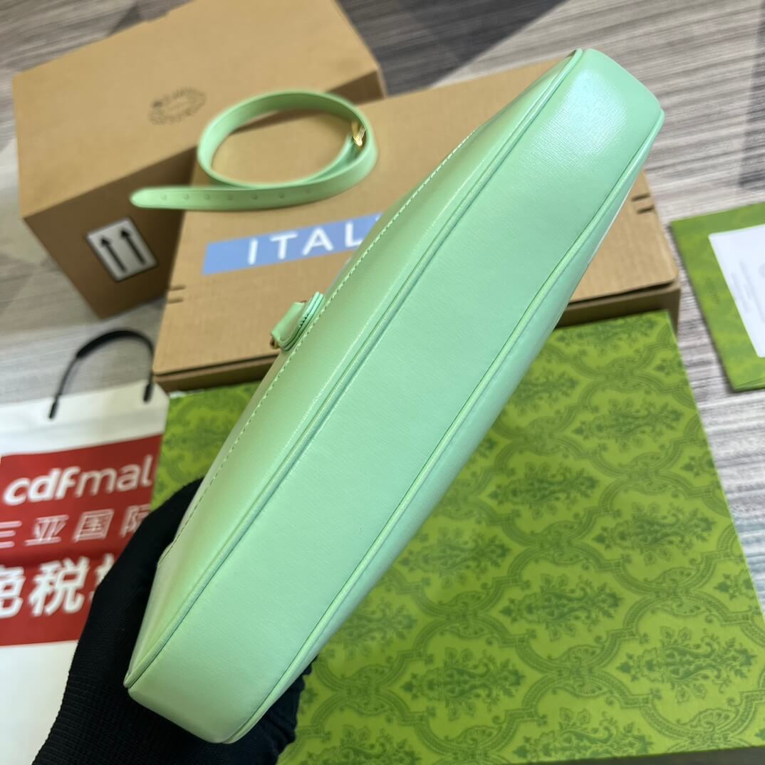 gg636709 subaxillary bag 28cm light green