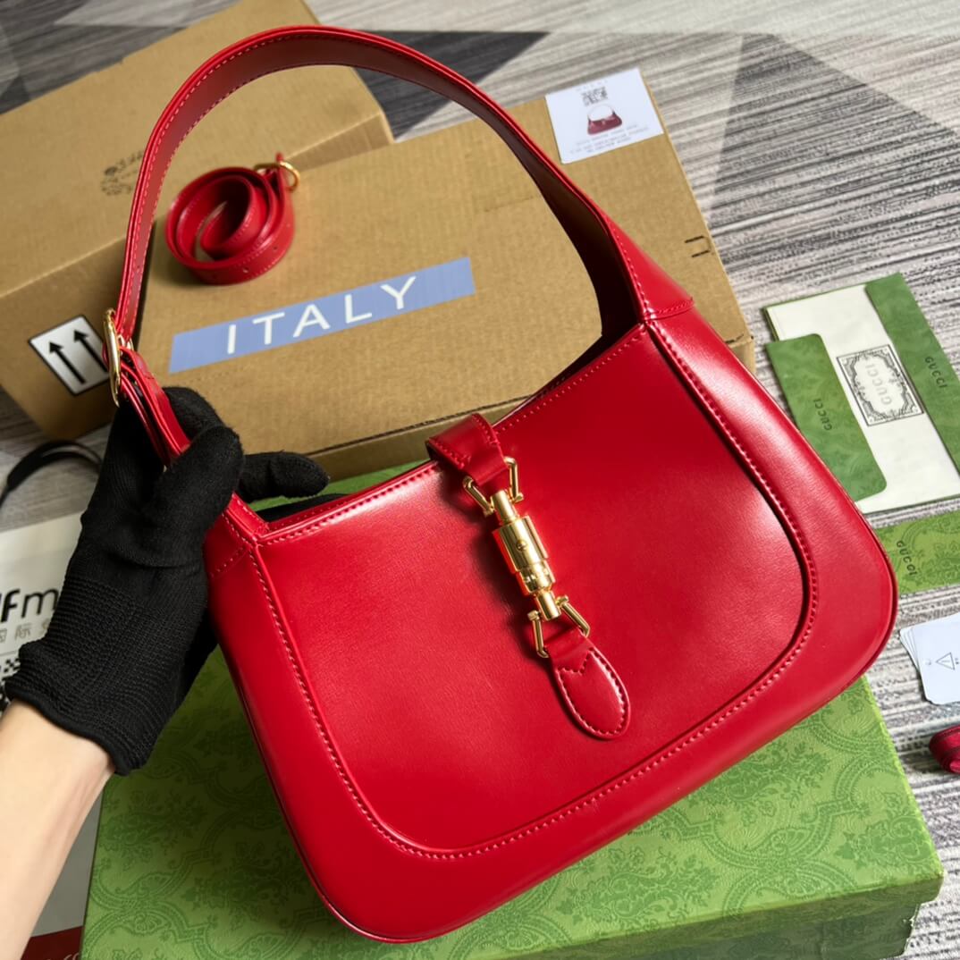 gg636709 subaxillary bag 28cm red cowhide