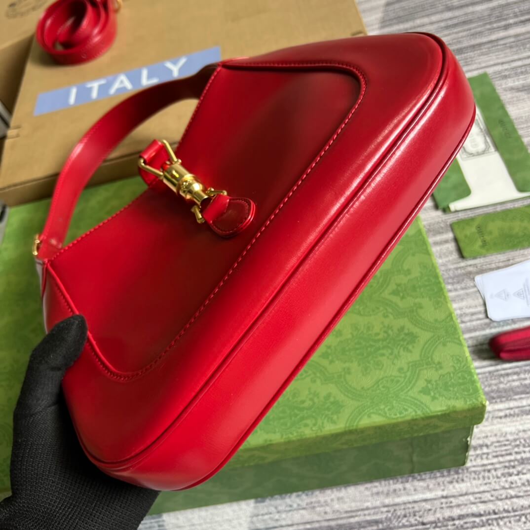gg636709 subaxillary bag 28cm red cowhide