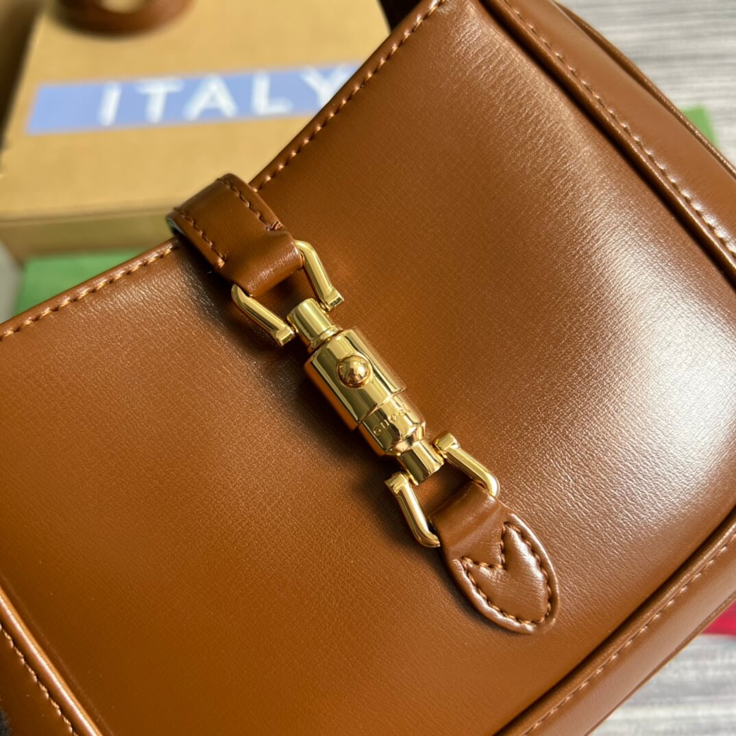 gg637091 handbag subaxillary bag 19cm brown cowhide