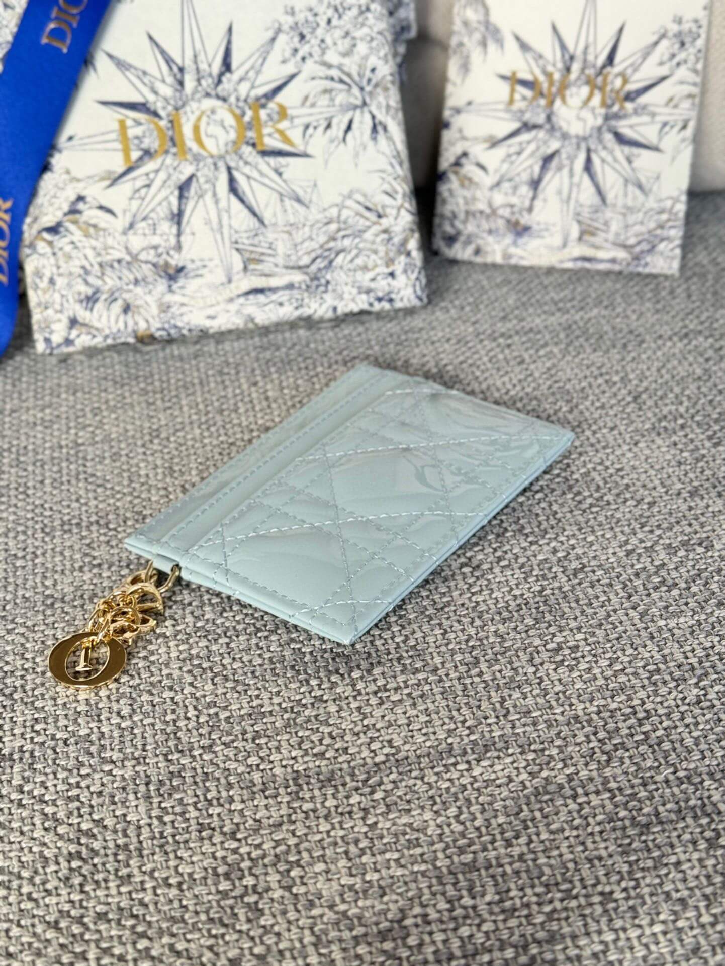 lady card holder lacquer leather dmz240617 light blue