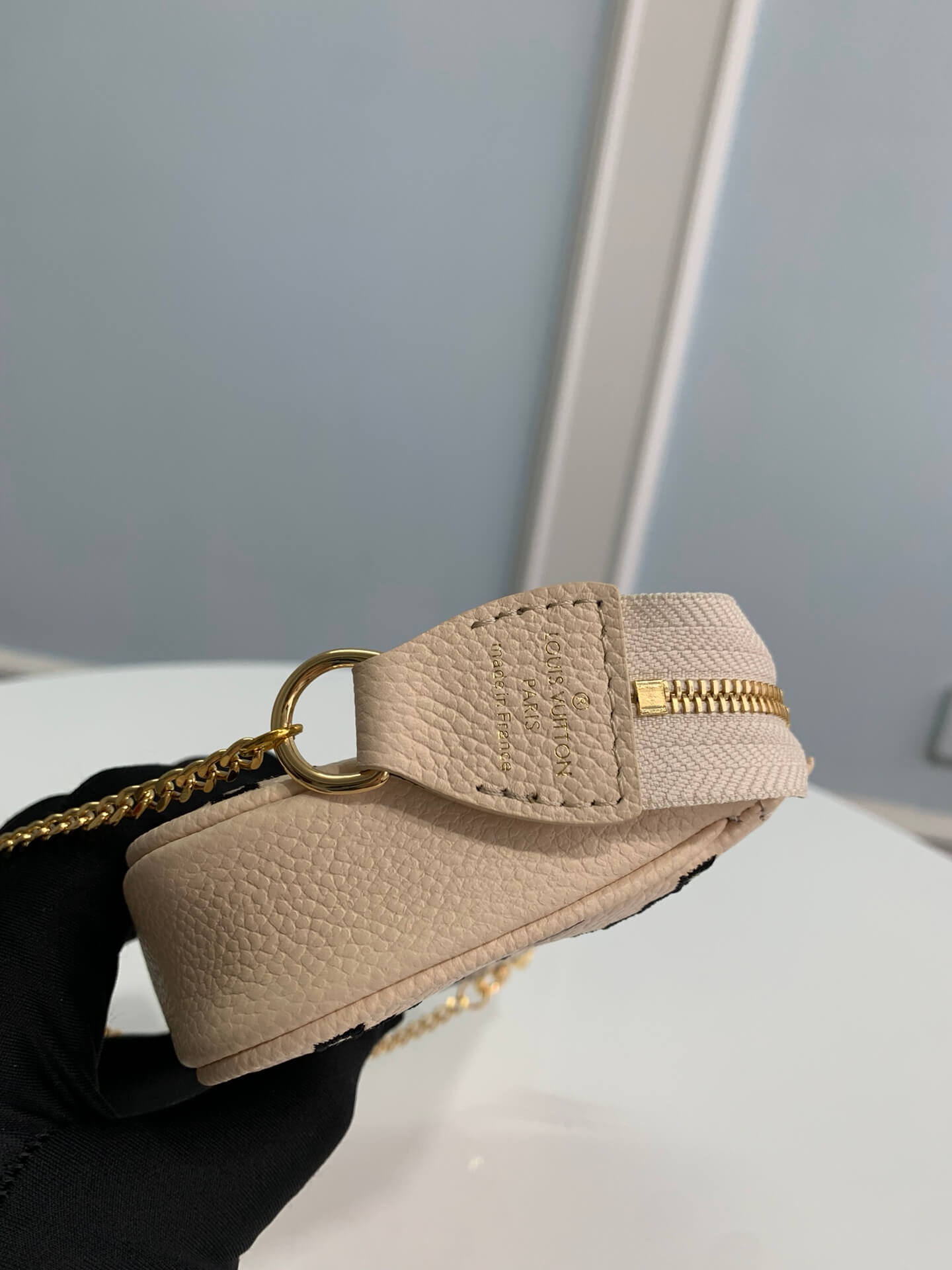 louis vuitton lv m81140 mini pochette accessoires white embroidery