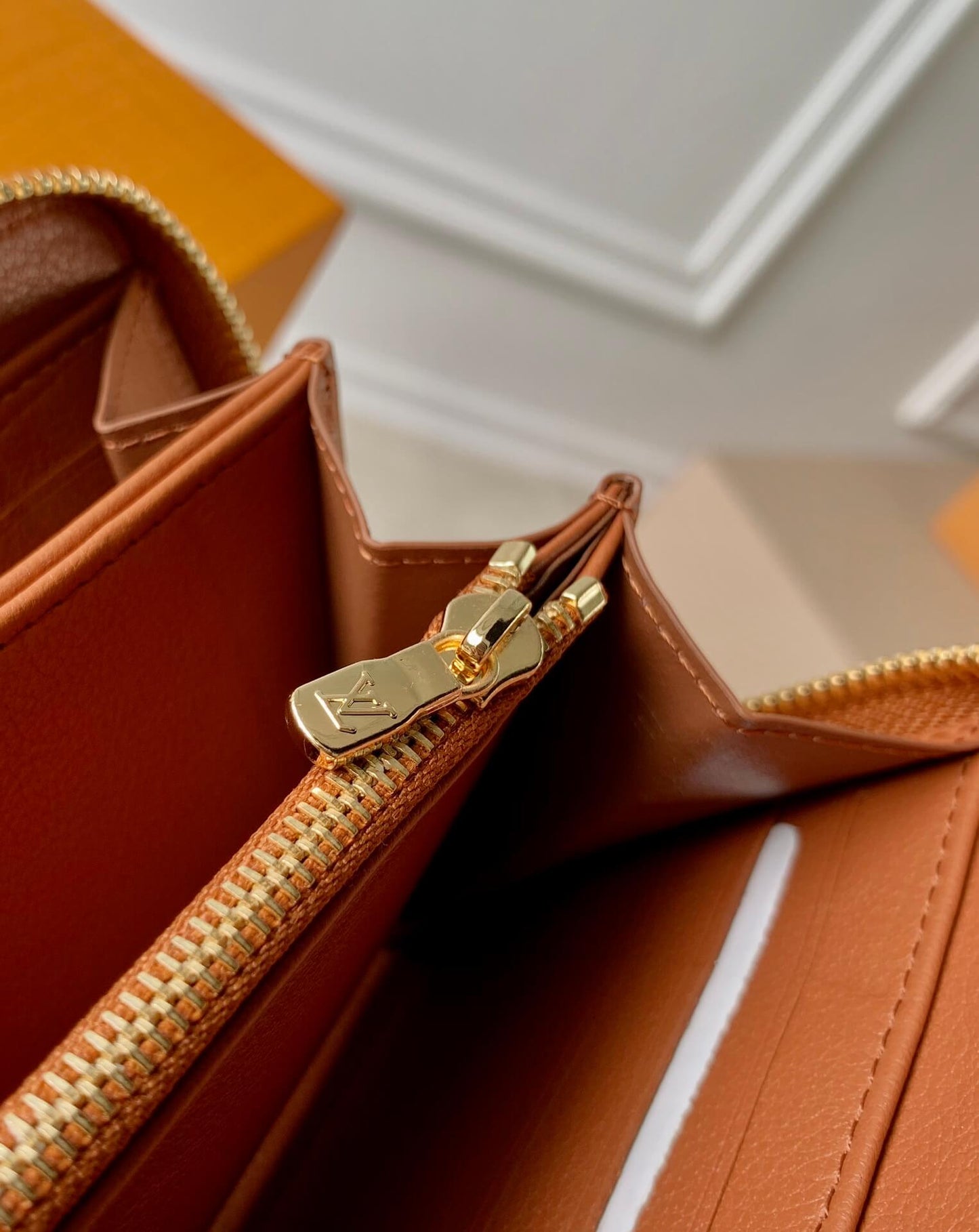 louis vuitton lv zippy wallet m81141 brown