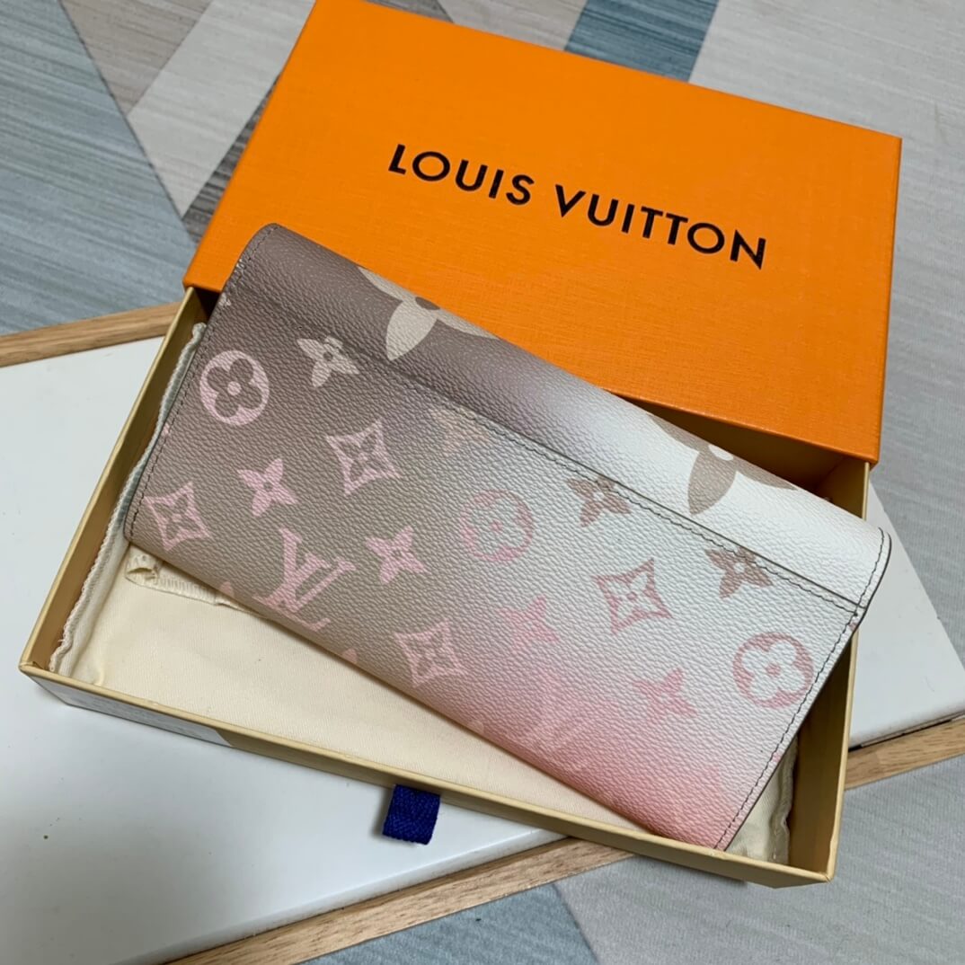 lv wallet M81276 