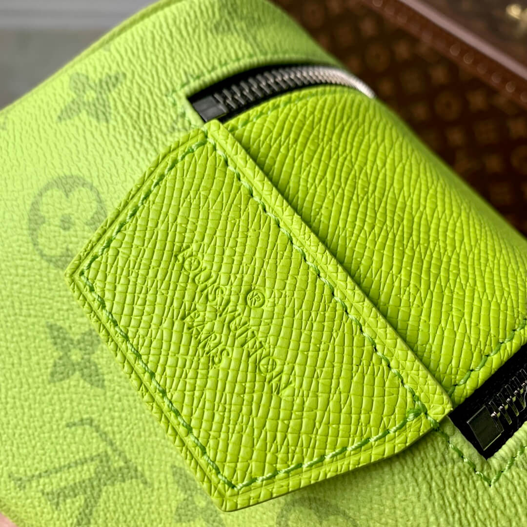 m10144 dopp kit taiga monogram 28cm neon yellow free shipping wallet