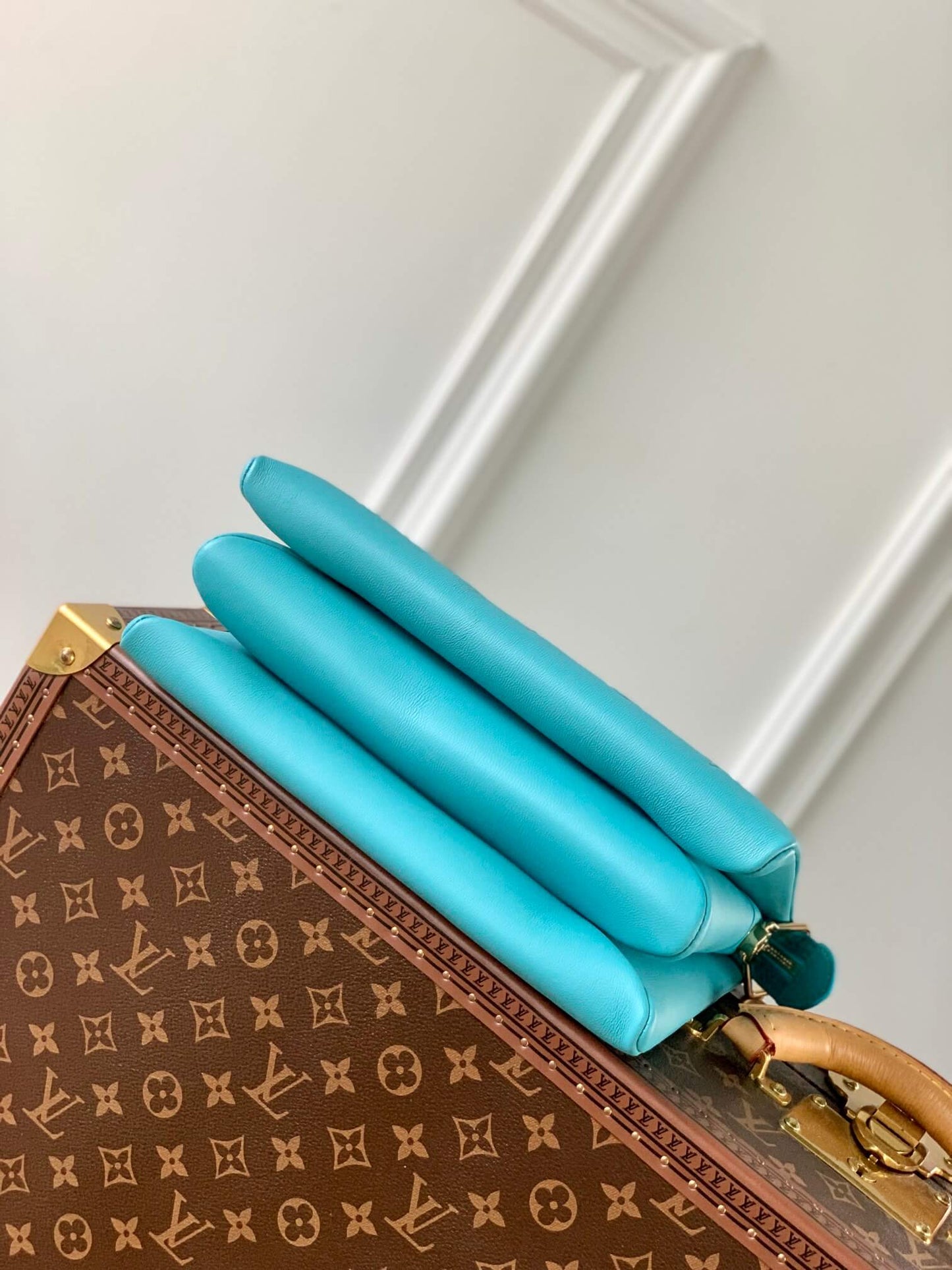 m20769 coussin pm monogram sky blue 26cm turquoise blue