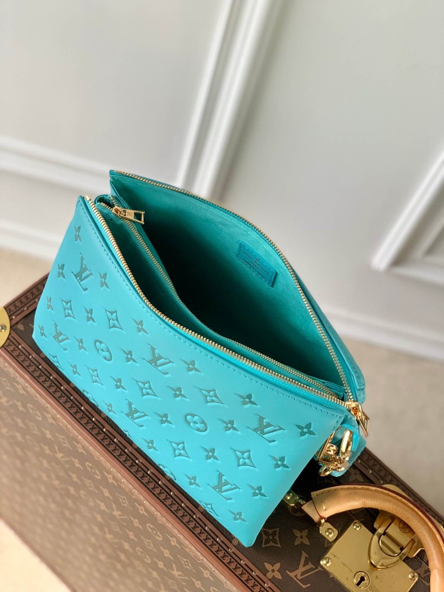 m20769 coussin pm monogram sky blue 26cm turquoise blue