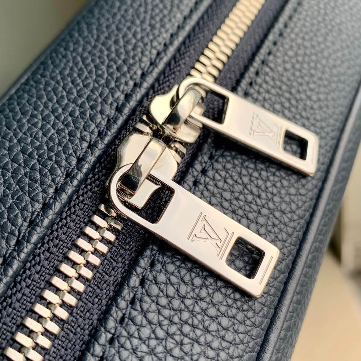 m20912 toilet pouch man bag 26cm blue mens handbag mens bag clutch bag