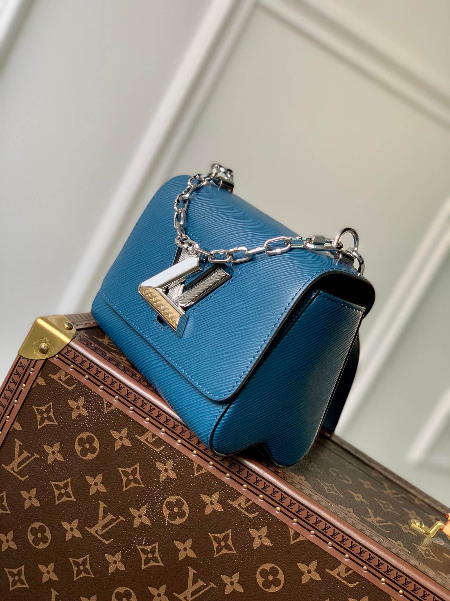 m21033 twist pm monogram 19cm toledo blue small square bag cross body bags shoulder bag