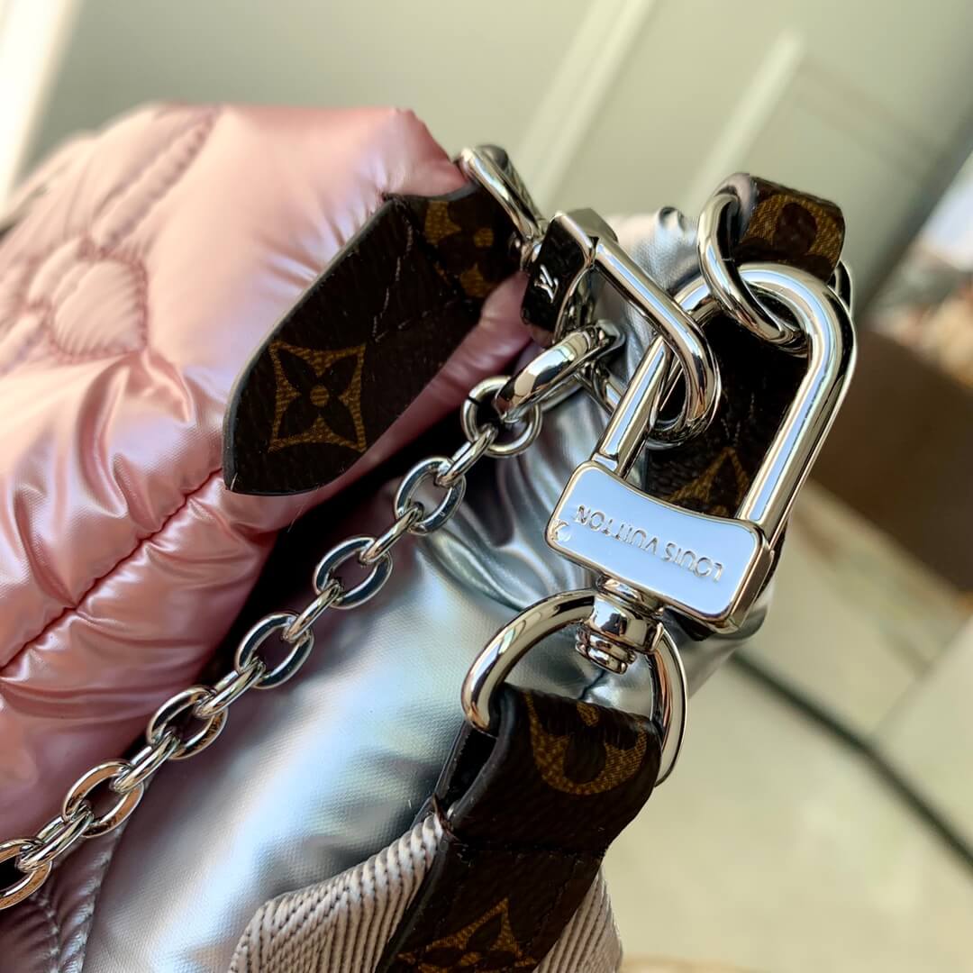 m21056 maxi multi pochette accessoires 34cm pillow silver pale pink subaxillary bag shoulder bag cross body bags