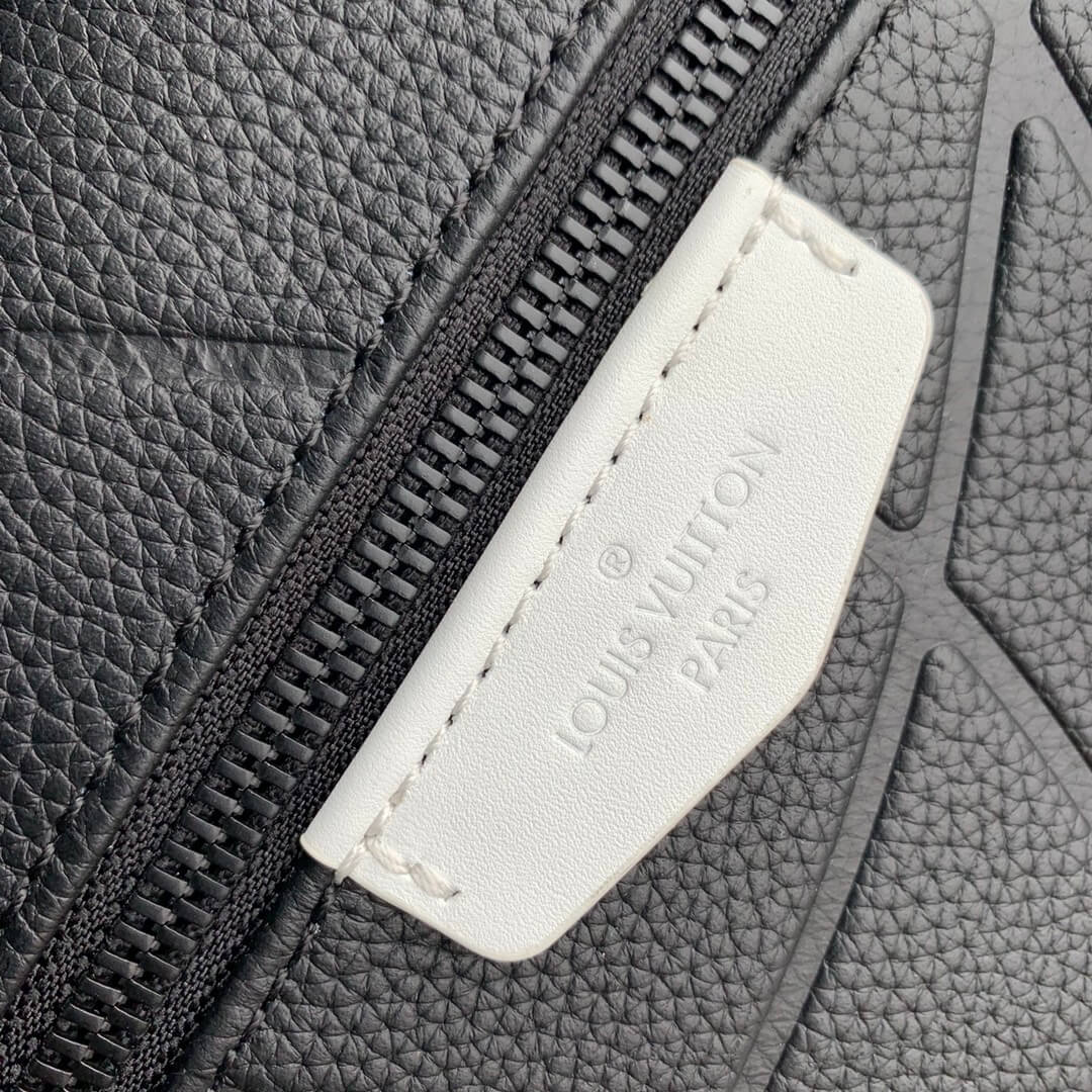 m21391 discovery backpack pm monogram eclipse 40cm black backpack montsouris man bag mens bag