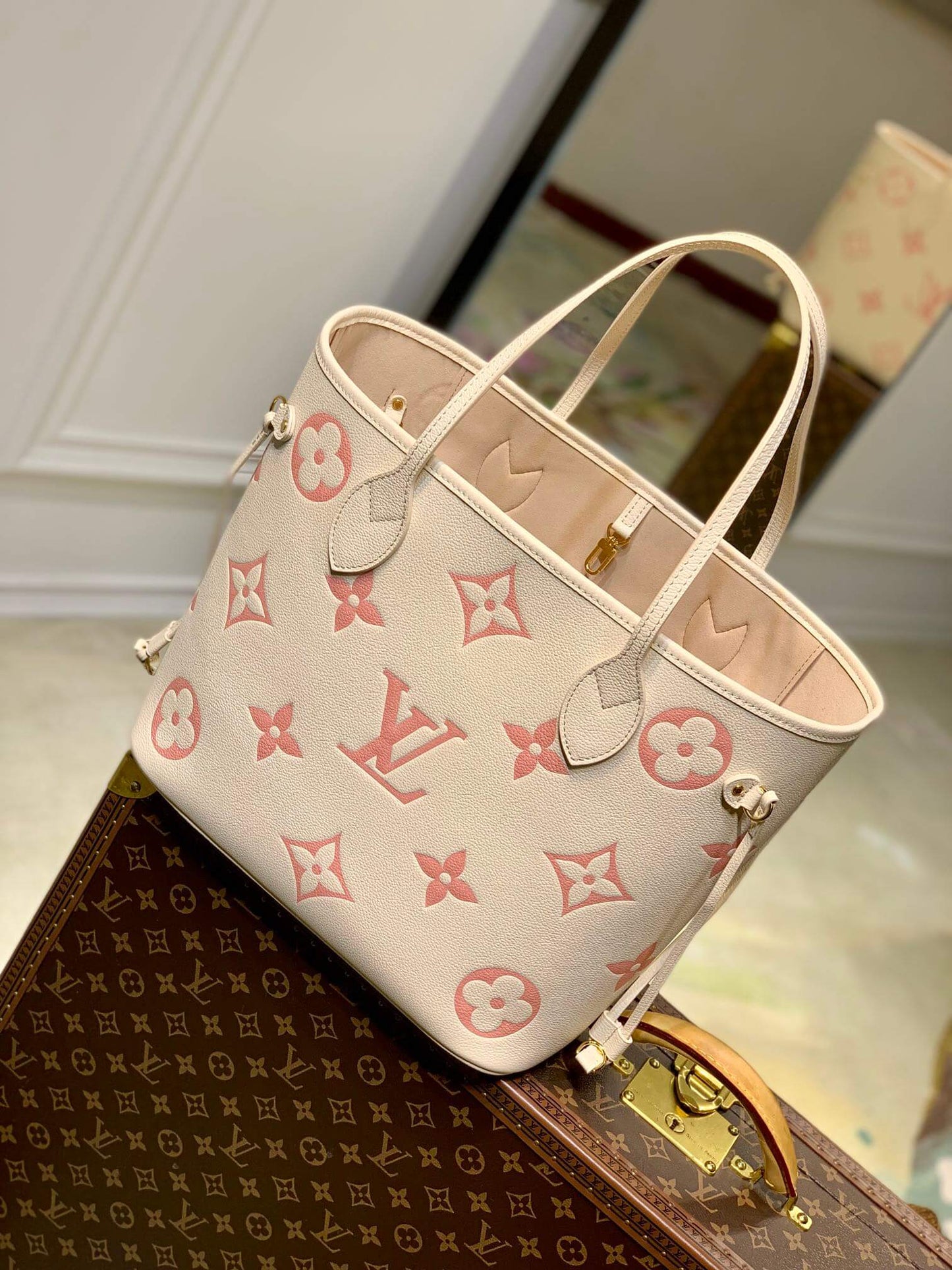 m21579 neverfull mm monogram light apricot 31cm