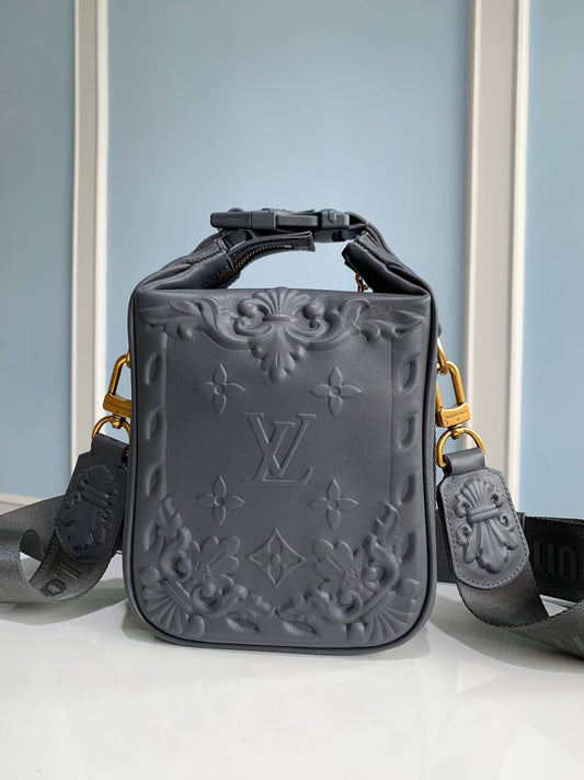 m21812 cruiser messenger sac plat 16 5cm iron gray