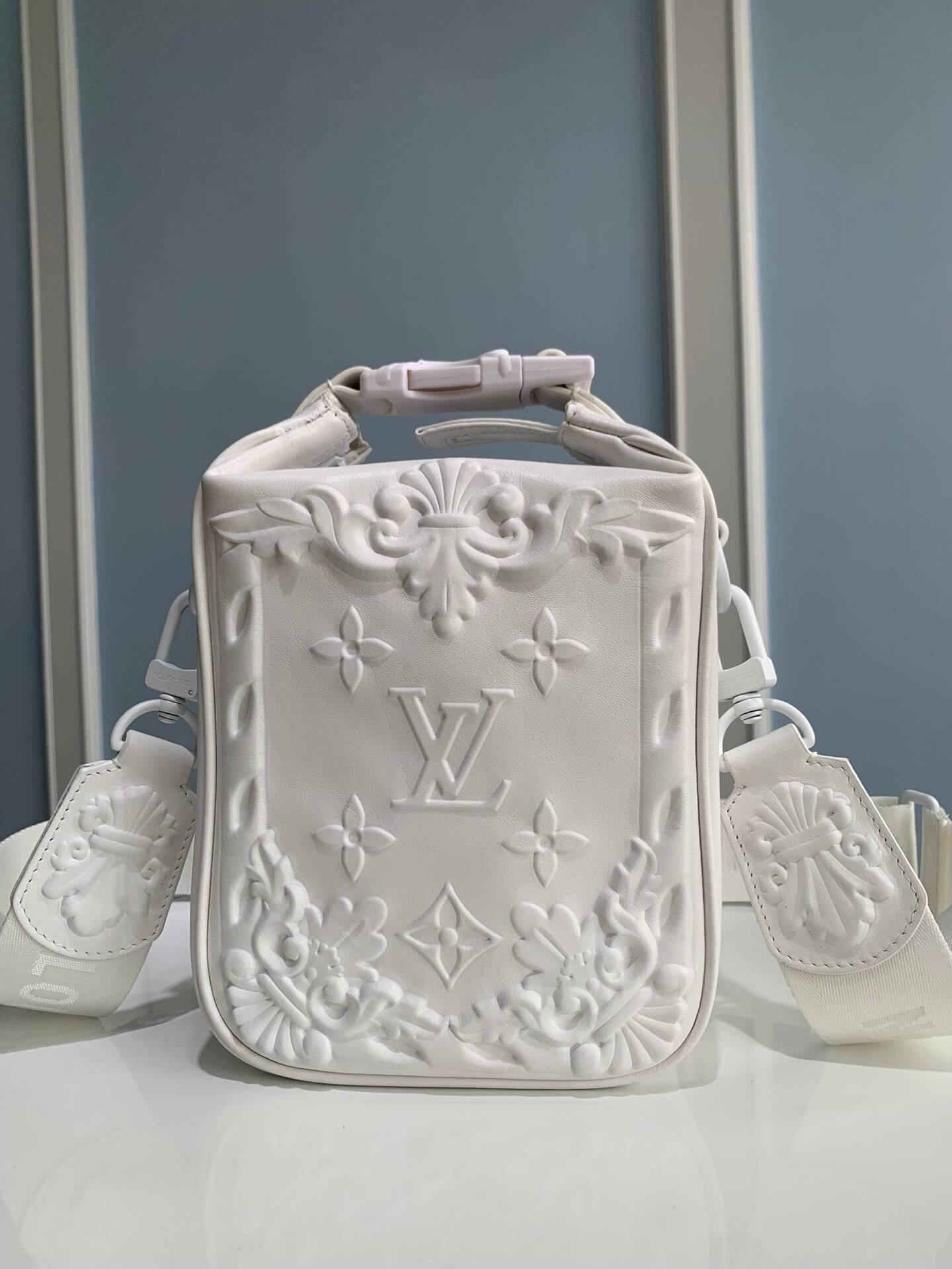 m21812 cruiser messenger sac plat 16 5cm white