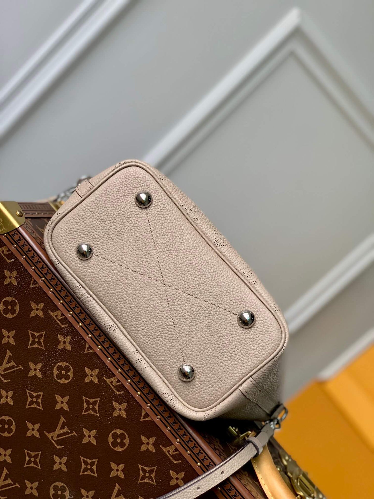 m21849 blossom pm handbag 20cm elephant grey