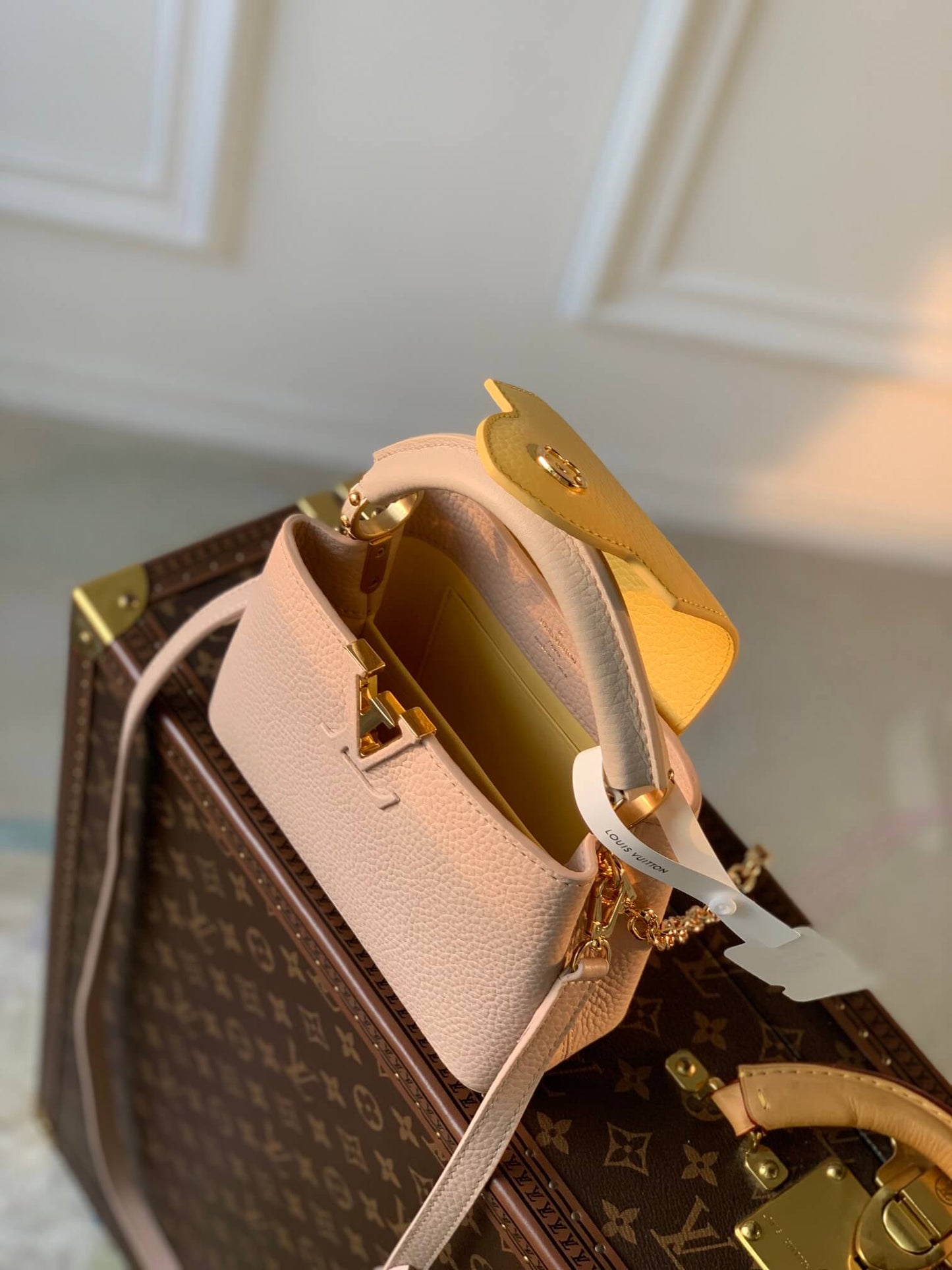m22375 capucines mini taurillon 21cm apricot cowhide real leather
