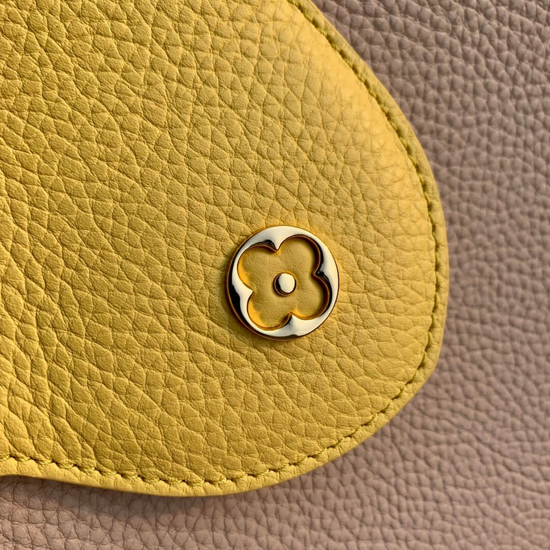 m22375 capucines mm taurillon 31 5cm apricot cowhide real leather