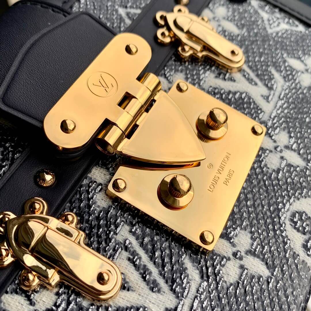 m22882 petite malle 20cm monoglam blue