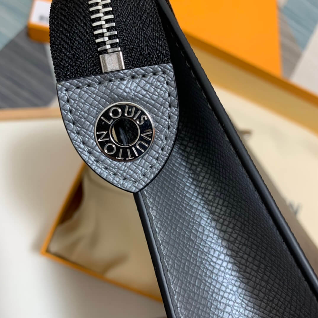 m30840 poche toilette nm mens bag 25cm black damier