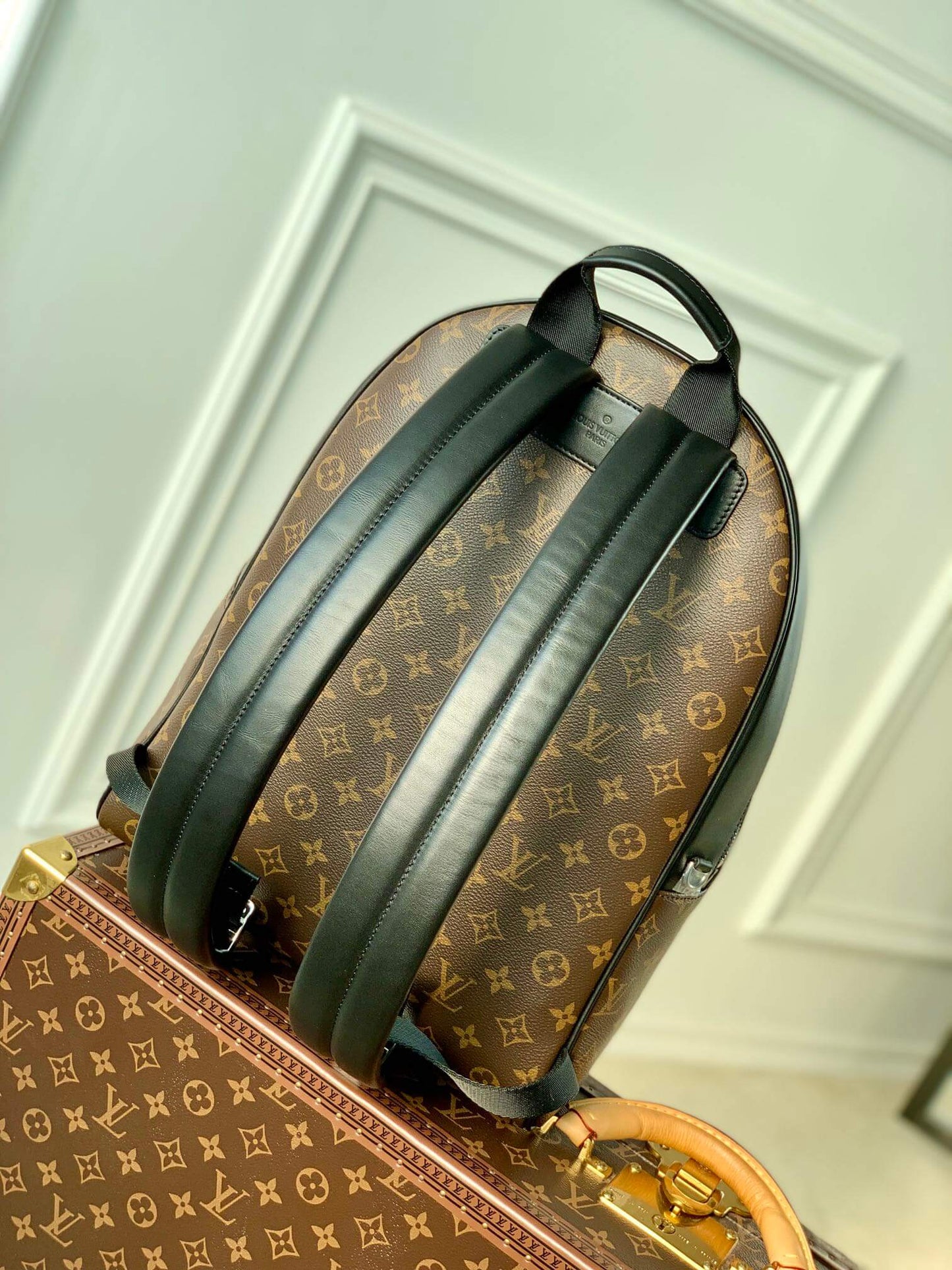 m40349 josh montsouris monogram macassar 32cm monogram cowhide real leather