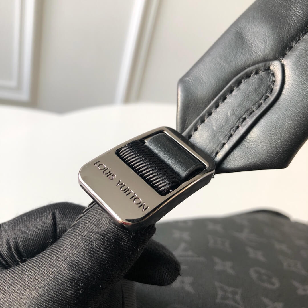 m43186 discovery backpack mm monogram eclipse black 40cm backpack montsouris man bag mens bag