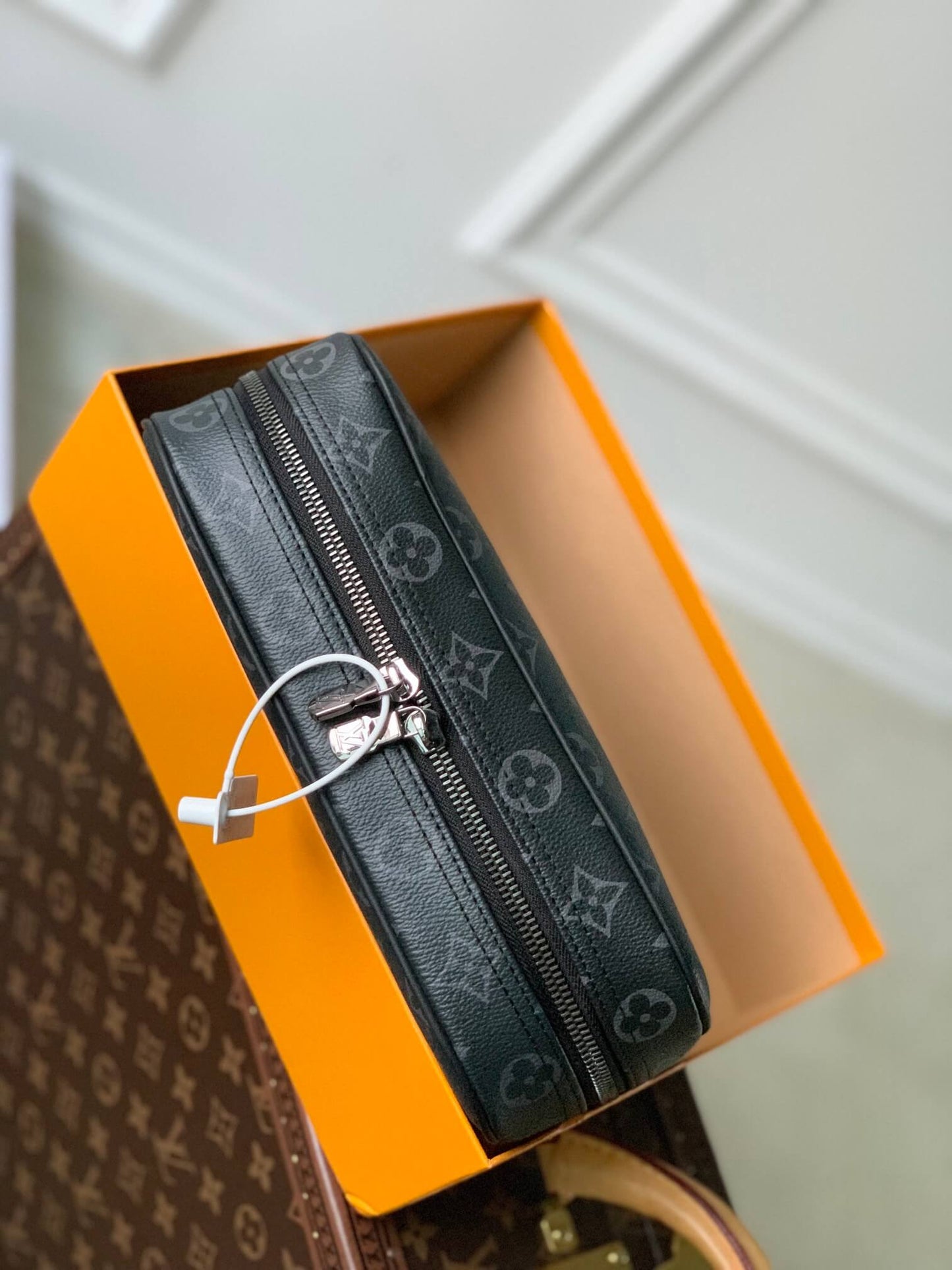 m43384 toilet pouch mm black 26cm