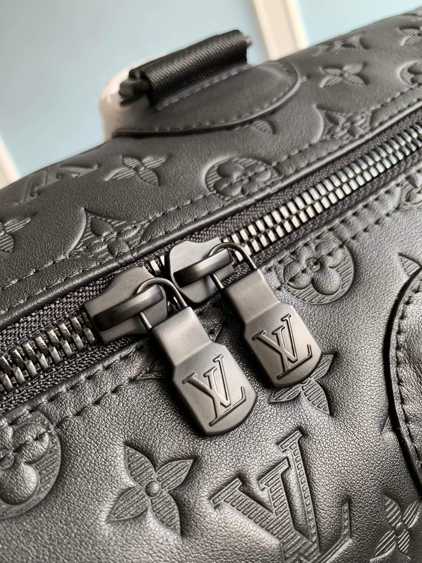 m43696 speedy bandouliere 40 black shoulder bag cross body bags handbag man bag mens bag