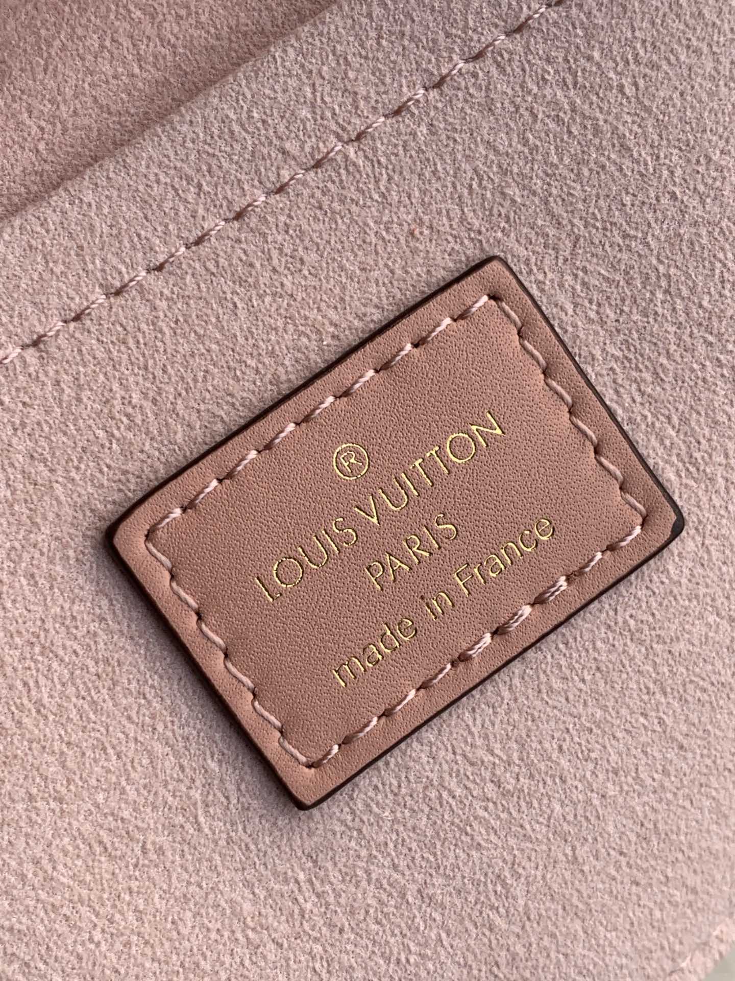 m44080 locky bb handbag shoulder bag cross body bags pink calfskin monogram