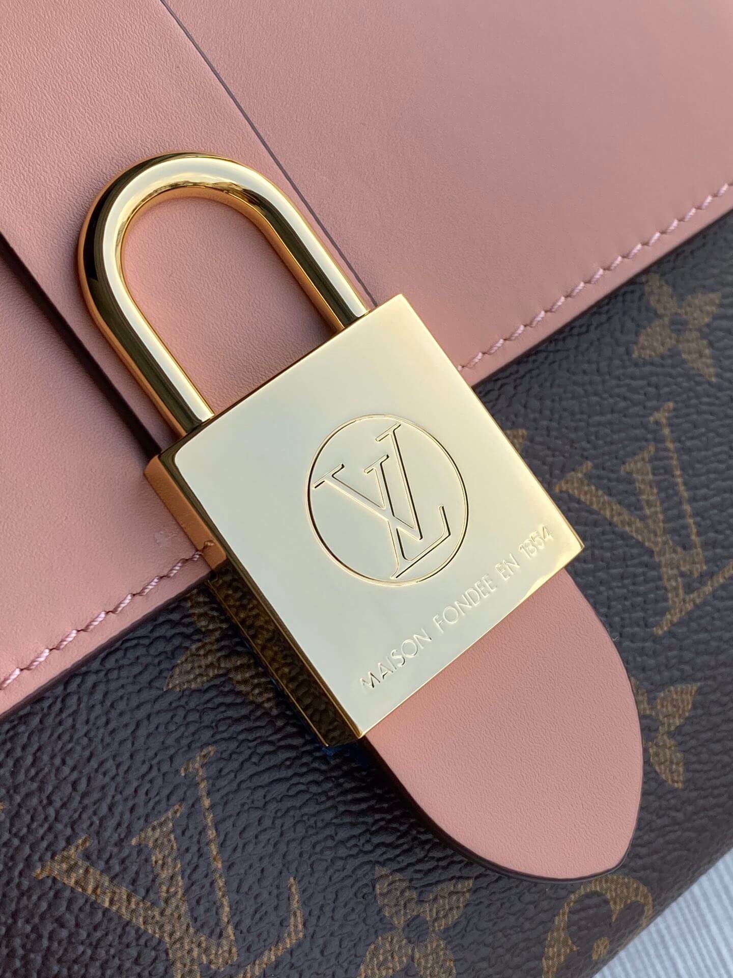 m44080 locky bb handbag shoulder bag cross body bags pink calfskin monogram