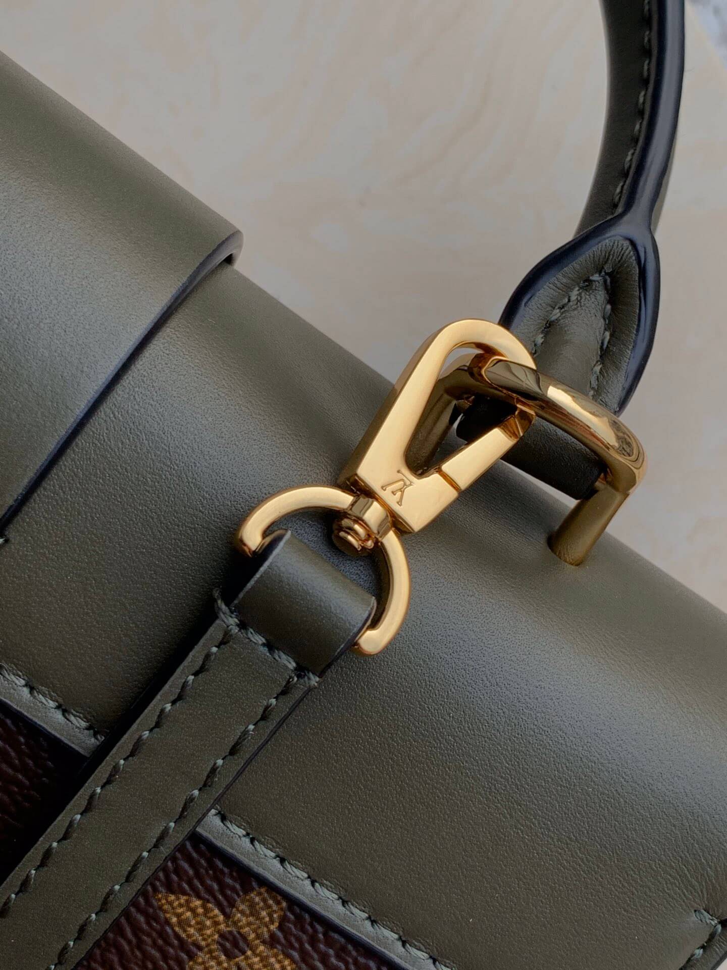 m44797 locky bb handbag shoulder bag cross body bags green calfskin monogram