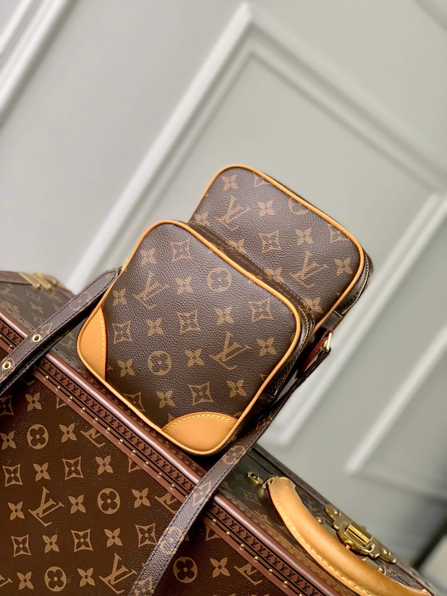 m45236 double layer camera bag 15cm monogram unisex