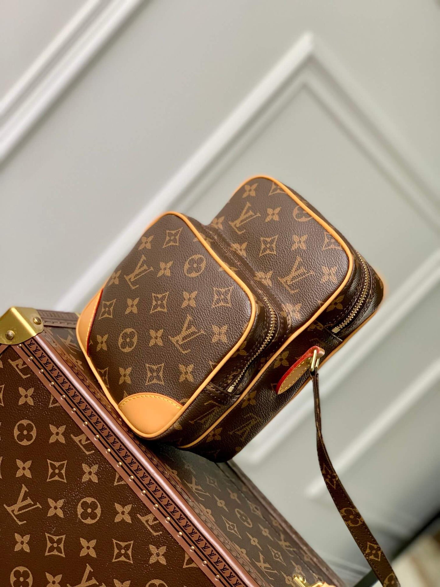 m45236 double layer camera bag 15cm monogram unisex
