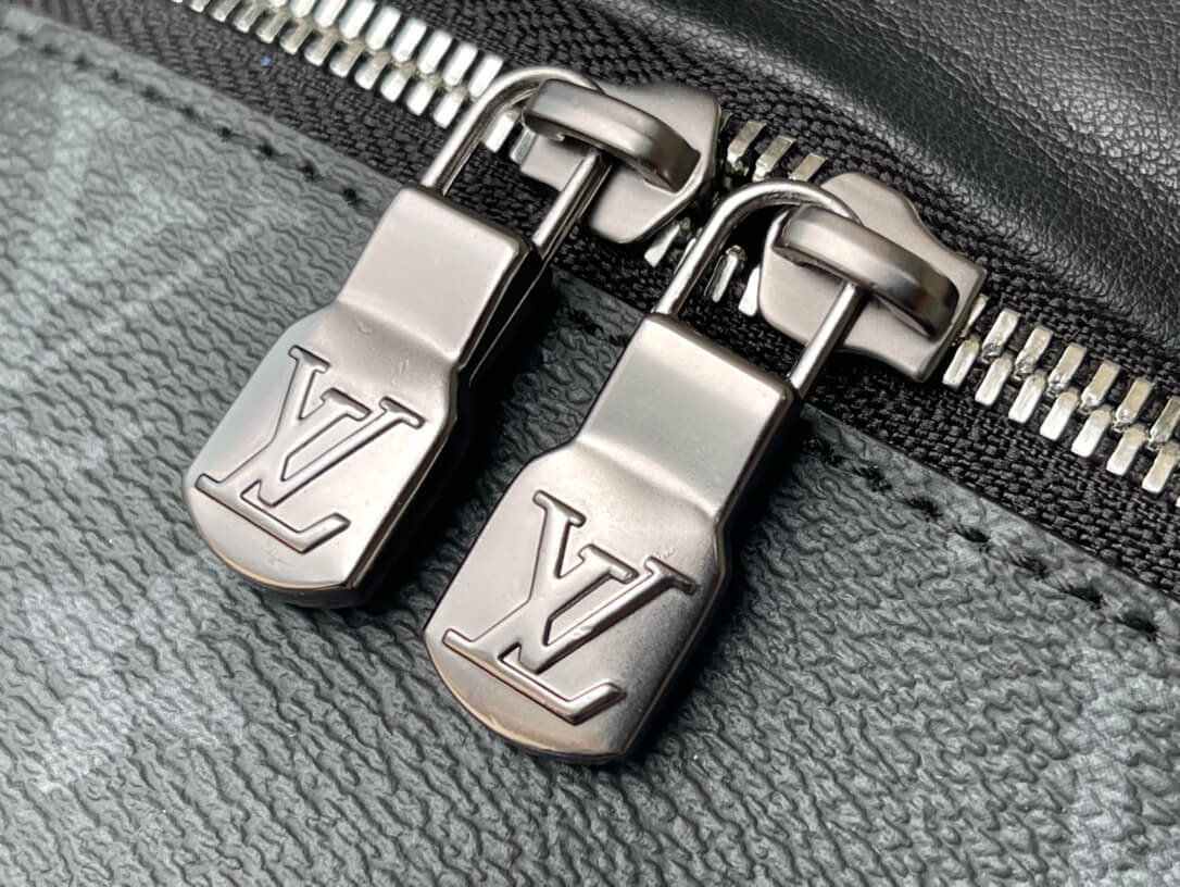 louis vuitton lv m46035 discovery bumbag pm