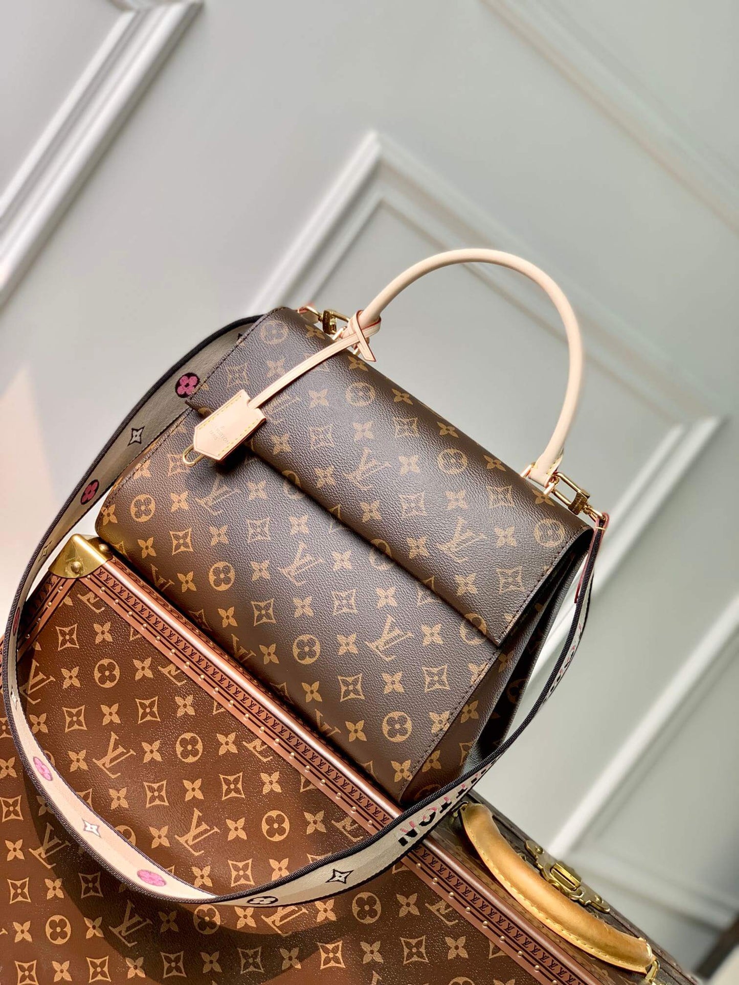 m46053 cluny mm handbag monogram 33cm free shipping