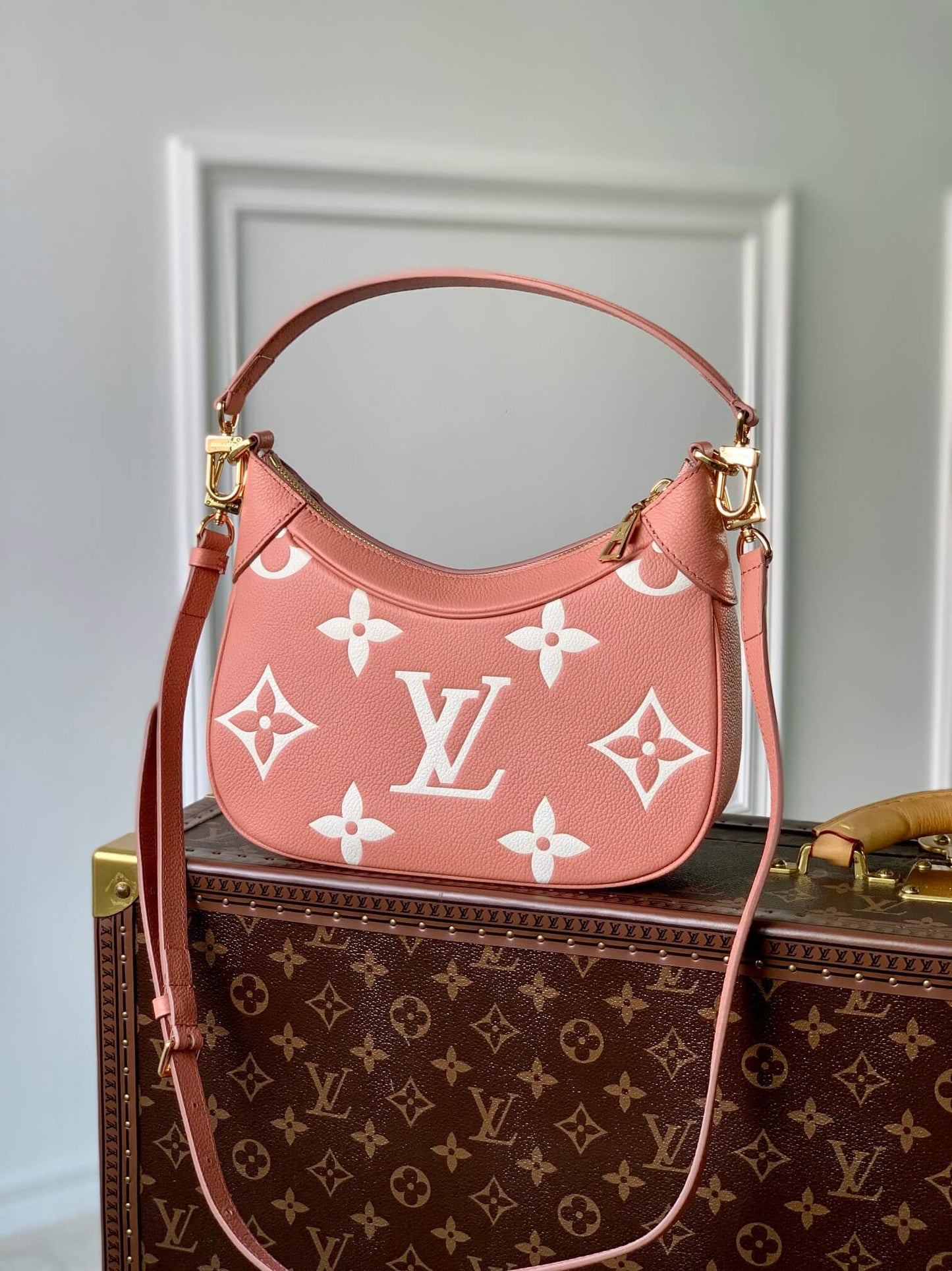 m46091 bagatelle bb monogram empreinte 22cm rose pink shoulder bag cross body bags subaxillary bag