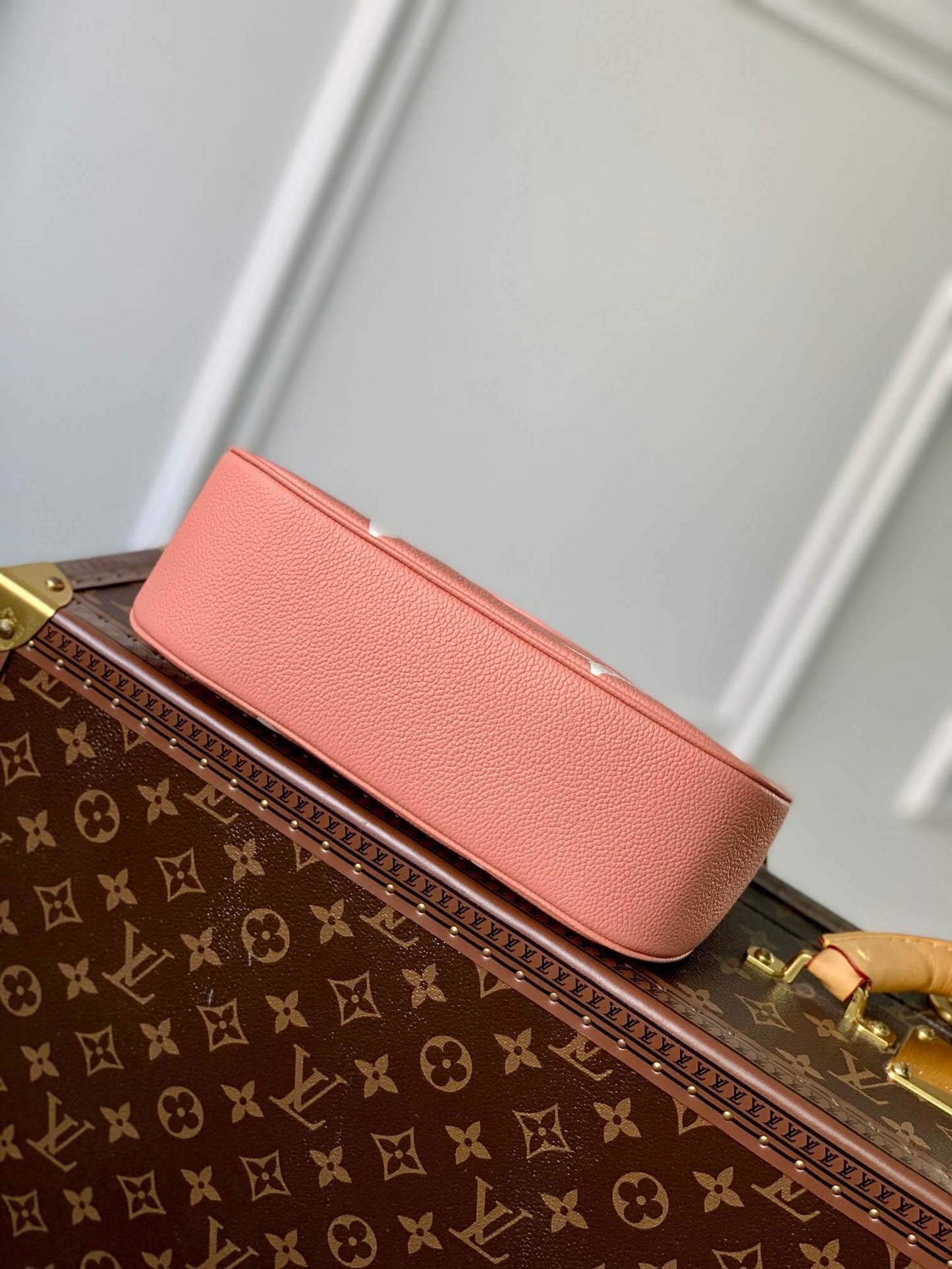 m46091 bagatelle bb monogram empreinte 22cm rose pink shoulder bag cross body bags subaxillary bag