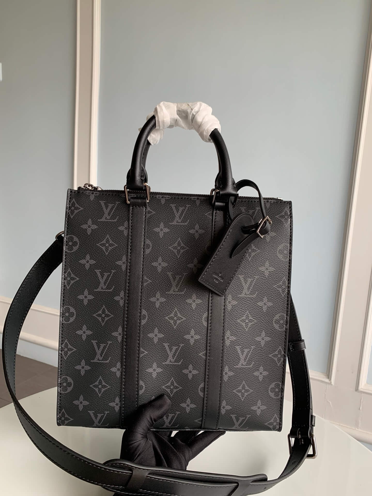 m46098 sac plat handbag monogram chess 26cm black