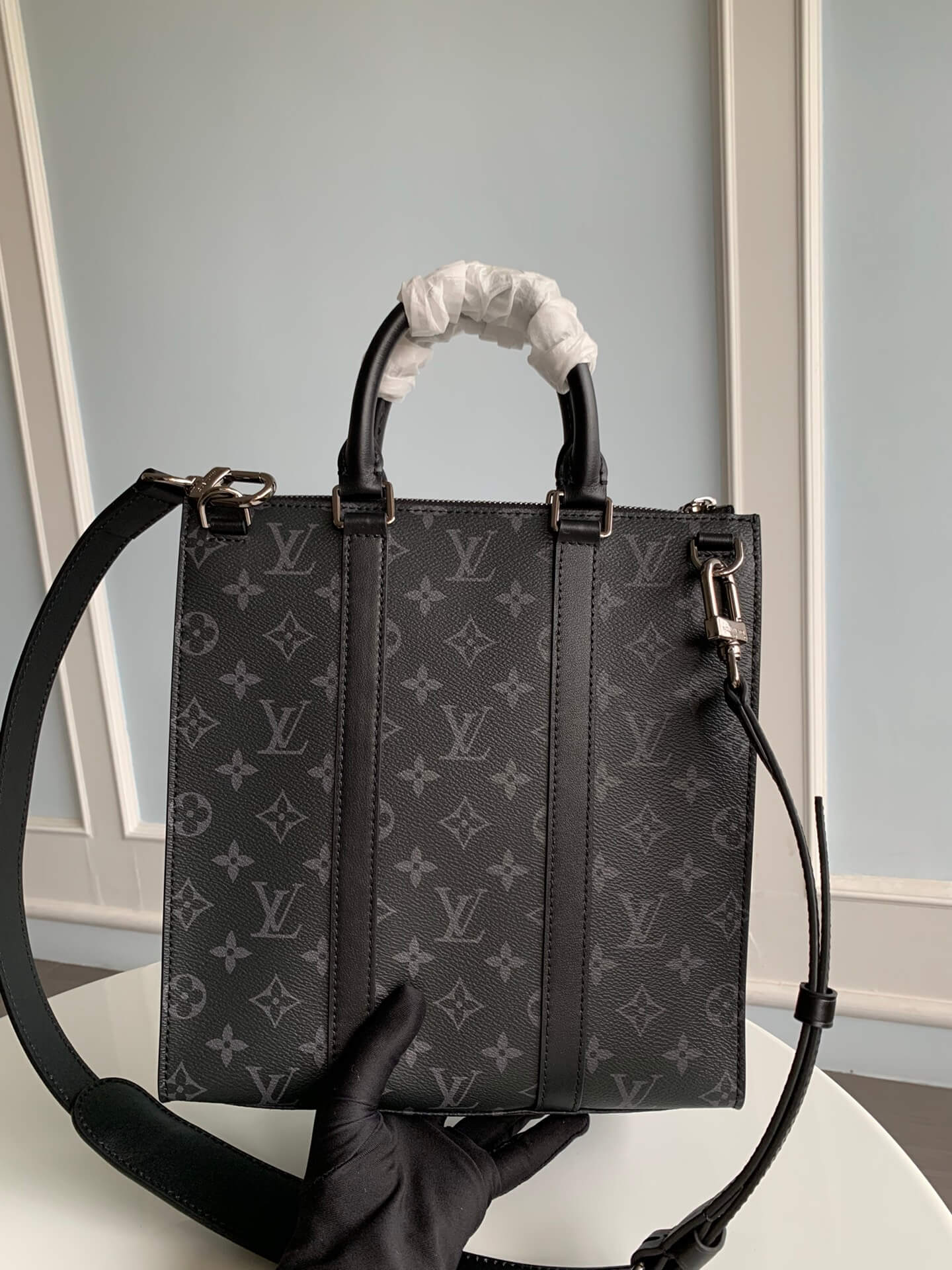 m46098 sac plat handbag monogram chess 26cm black